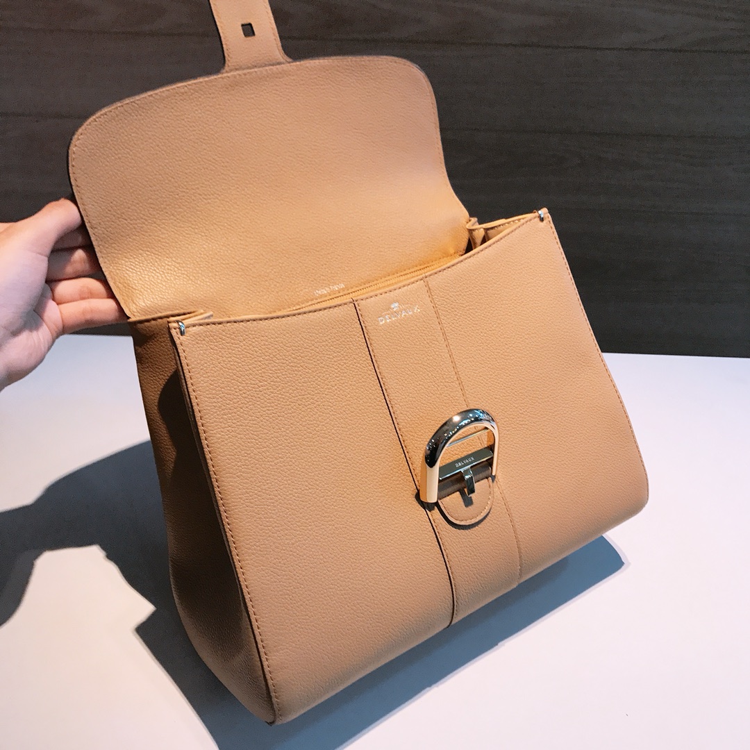 델보 브리앙  MM 토고백 미듐